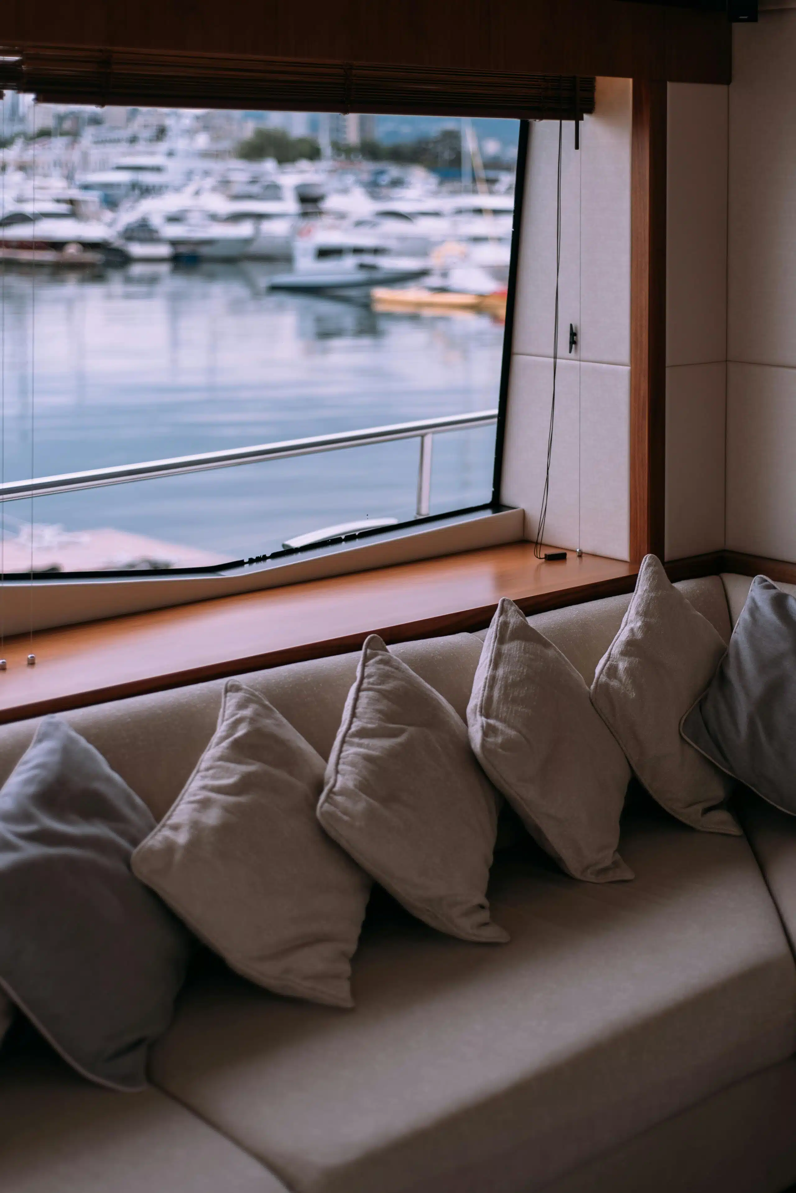 Tappezzeria nautica 1 pexels roman odintsov 8356428 scaled